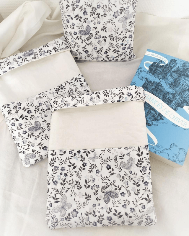 Pochette à Livre "La Romantique" - Housse de Protection pour Transporter Vos Romans Préférés 