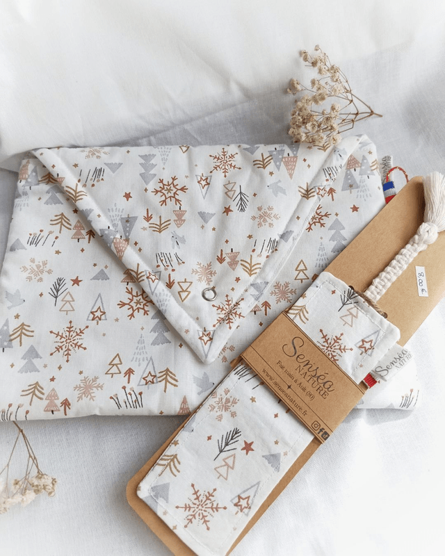 Pochette à Livre Motif Noël avec le Marque-page assorti