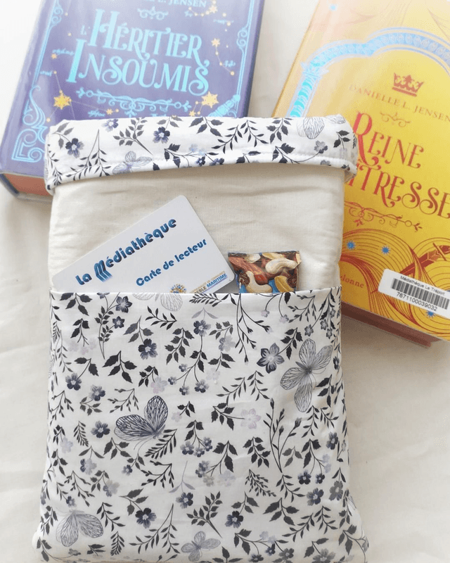 Pochette à Livre "La Romantique" - Housse de Protection pour Transporter Vos Romans Préférés 