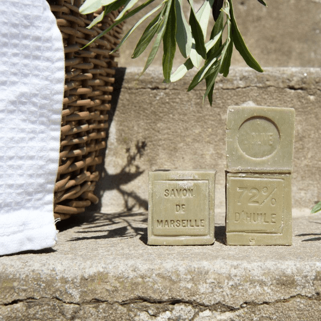 Véritable Savon de Marseille à l'huile d'olive - Cube 300 g - En vrac