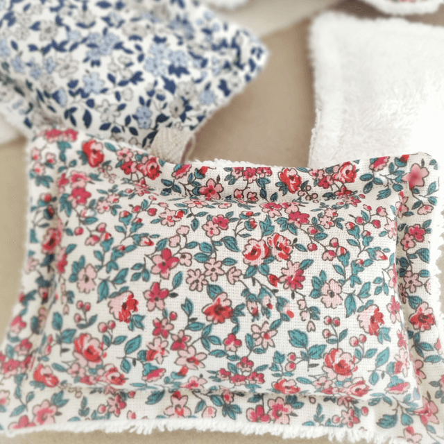 Éponge lavable et réutilisable en coton Liberty et éponge de coton certifiés Oeko-Tex