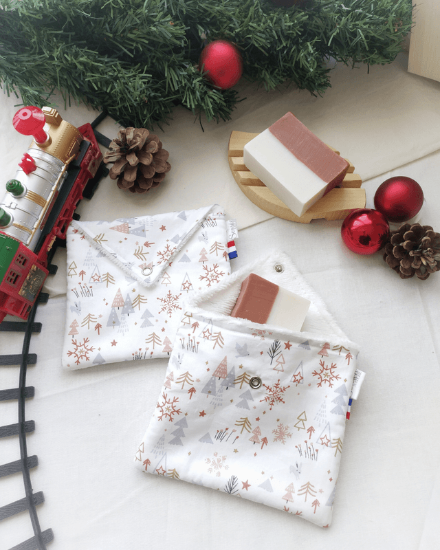 Pochette à Savon Noël et un savon au choix