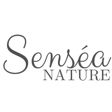 Senséa Nature est une marque d'accessoires du quotidien fabriqués à la main dans mon atelier situé en baie de Somme, dans la région des Hauts-de-France et un e-commerce de vente de produits éco-responsables sélectionnés avec soin.